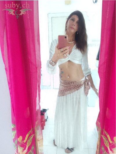 sub-balmer-tempel-sklavin Suby Balmer, your private temple slave girl.